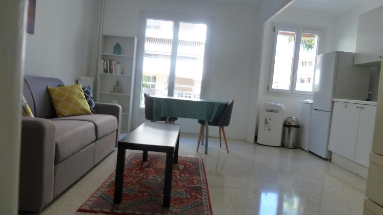 Antibes Centre Studio 27 M2 Renove Luaran gambar